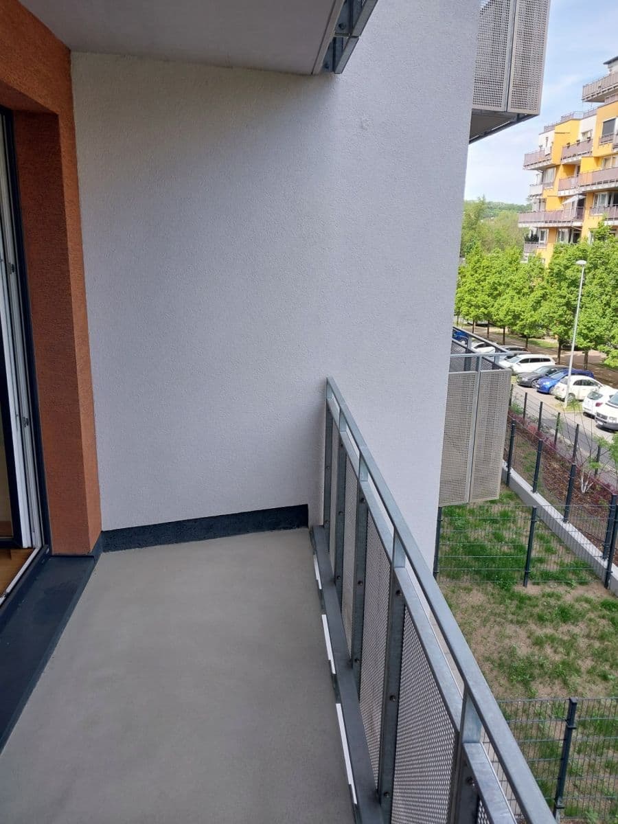 Pronájem bytu 1+kk 35 m², Gerstelova, Praha, Praha Pronájem bytu 1+kk 35 m², Gerstelova, Praha, Praha