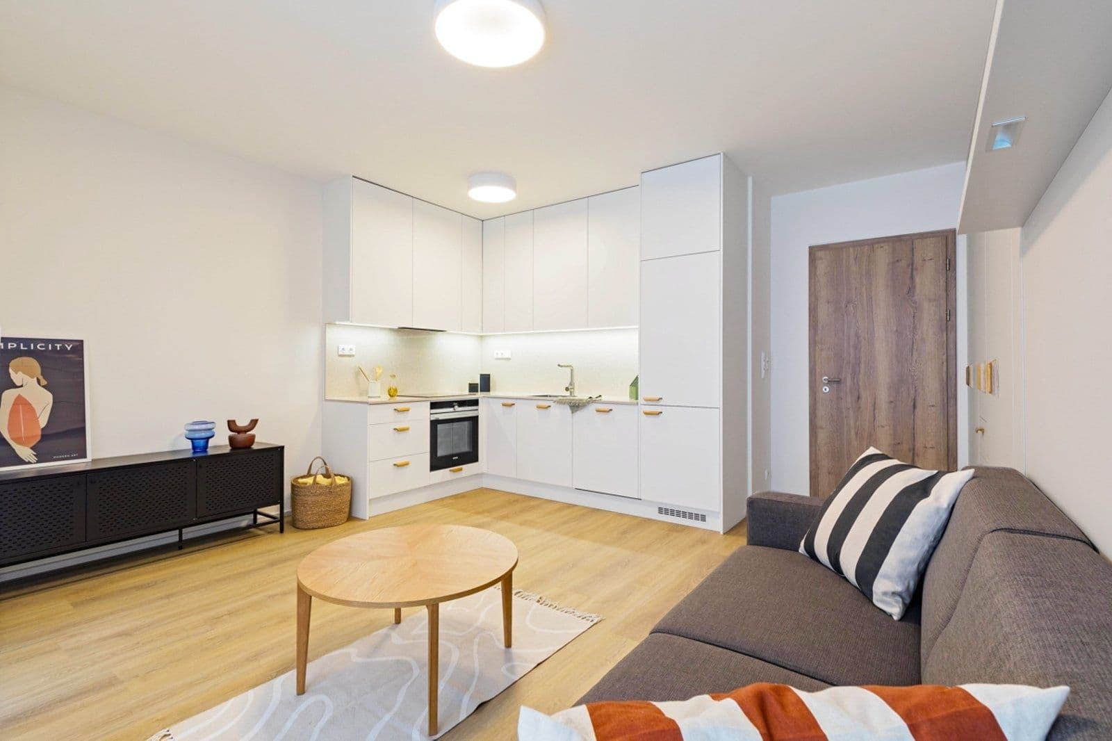 Pronájem bytu 1+kk 36 m², Vrbenského, Praha, Praha Pronájem bytu 1+kk 36 m², Vrbenského, Praha, Praha