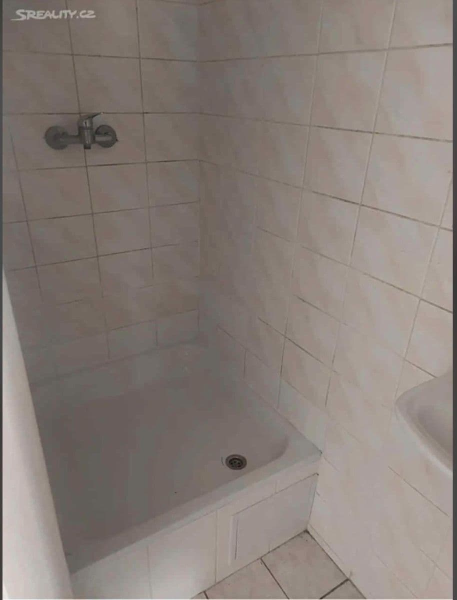 Pronájem bytu 1+1 28 m², Husitská, Praha, Praha Pronájem bytu 1+1 28 m², Husitská, Praha, Praha
