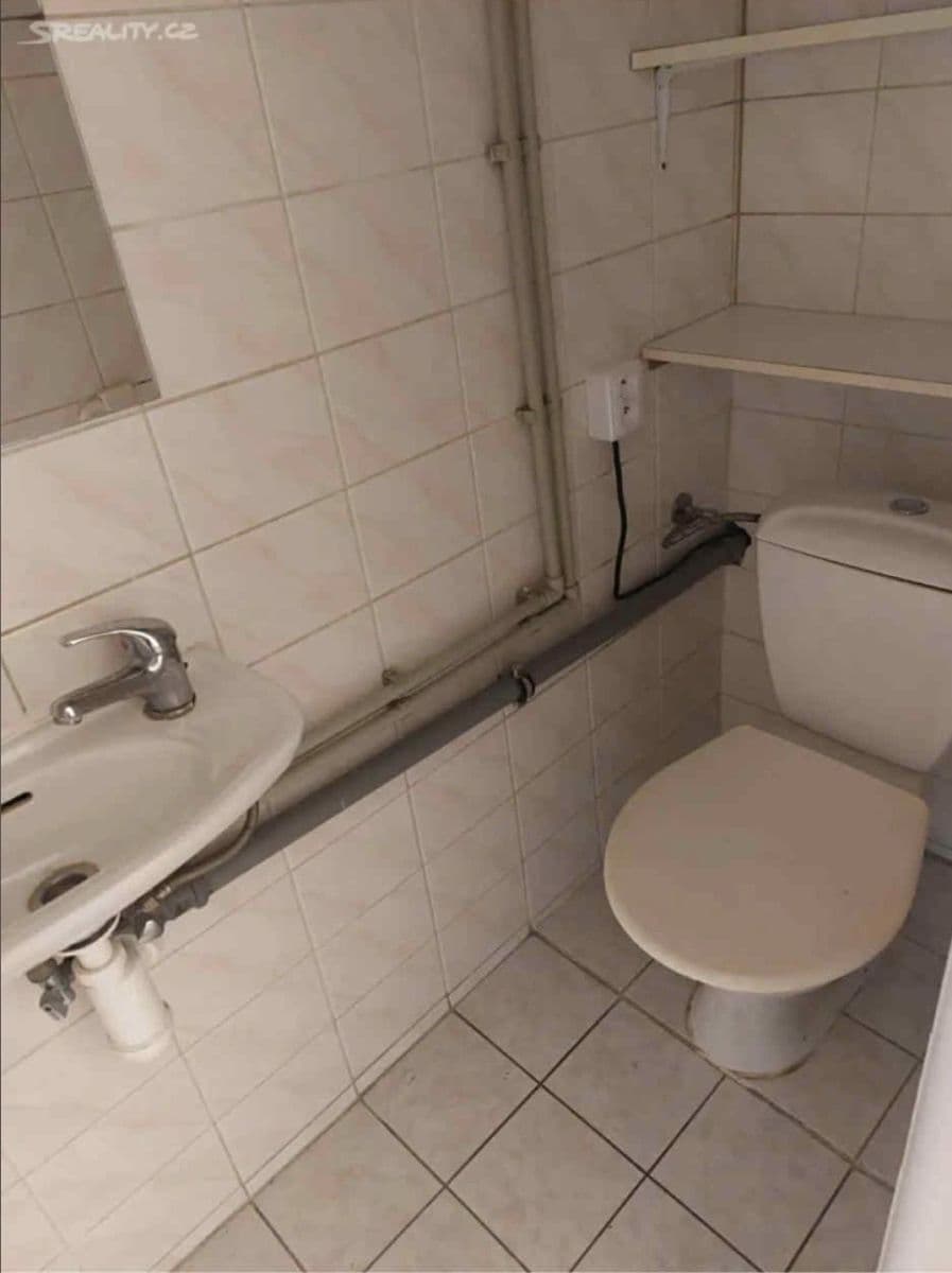 Pronájem bytu 1+1 28 m², Husitská, Praha, Praha Pronájem bytu 1+1 28 m², Husitská, Praha, Praha