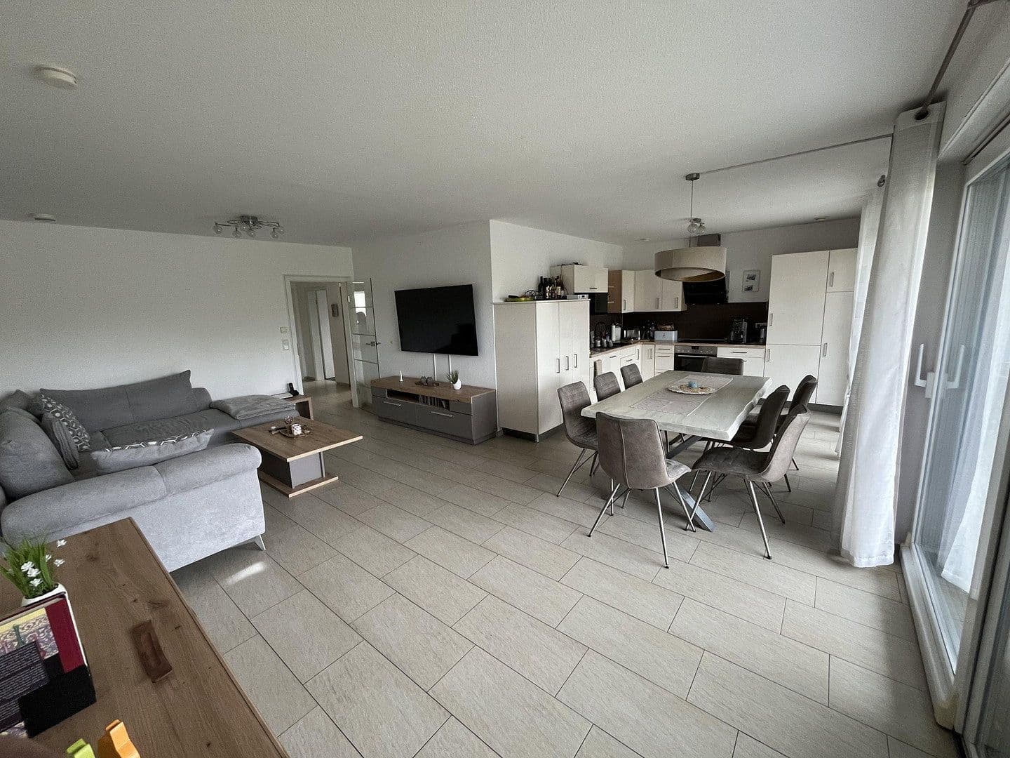 Prodej bytu 4+1 100 m², Hiddenhausen, Severní Porýní-Vestfálsko Prodej bytu 4+1 100 m², Hiddenhausen, Severní Porýní-Vestfálsko