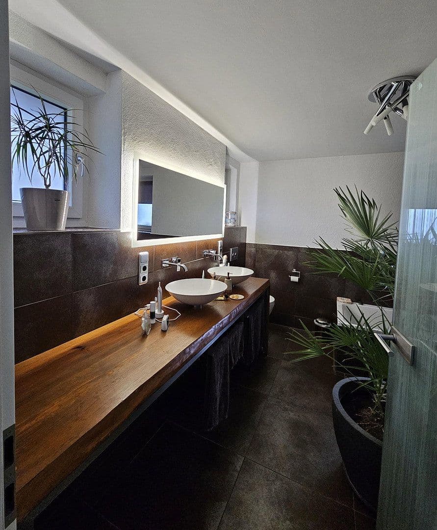 Prodej domu 152 m², pozemek 921 m², Heinersreuth, Bavorsko Prodej domu 152 m², pozemek 921 m², Heinersreuth, Bavorsko