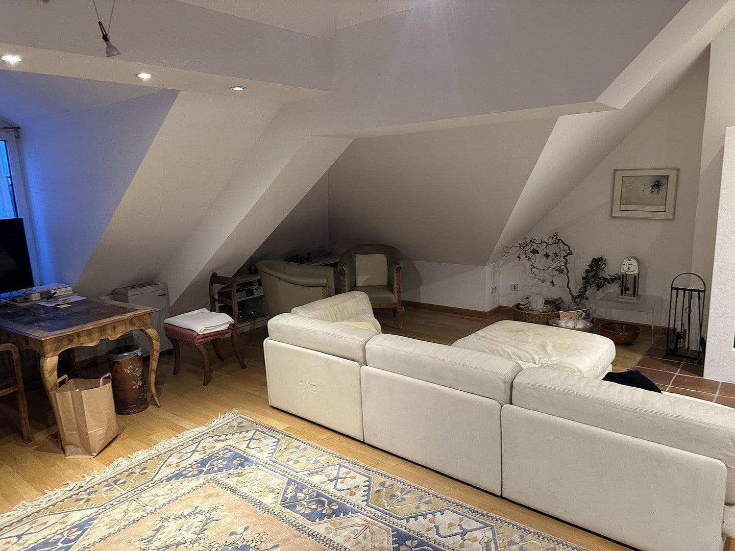 Pronájem bytu 2+1 89 m², Simmernstraße 12, München, Bavorsko Pronájem bytu 2+1 89 m², Simmernstraße 12, München, Bavorsko