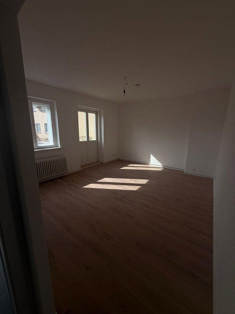Prodej bytu 2+1 55 m², Ollenhauerstraße 92, Berlin, Berlín Prodej bytu 2+1 55 m², Ollenhauerstraße 92, Berlin, Berlín