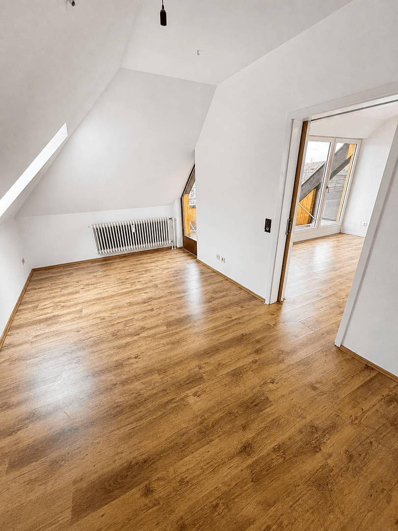 Pronájem bytu 2+1 69 m², Westliche Stadtmauerstraße 64, Erlangen, Bavorsko Pronájem bytu 2+1 69 m², Westliche Stadtmauerstraße 64, Erlangen, Bavorsko