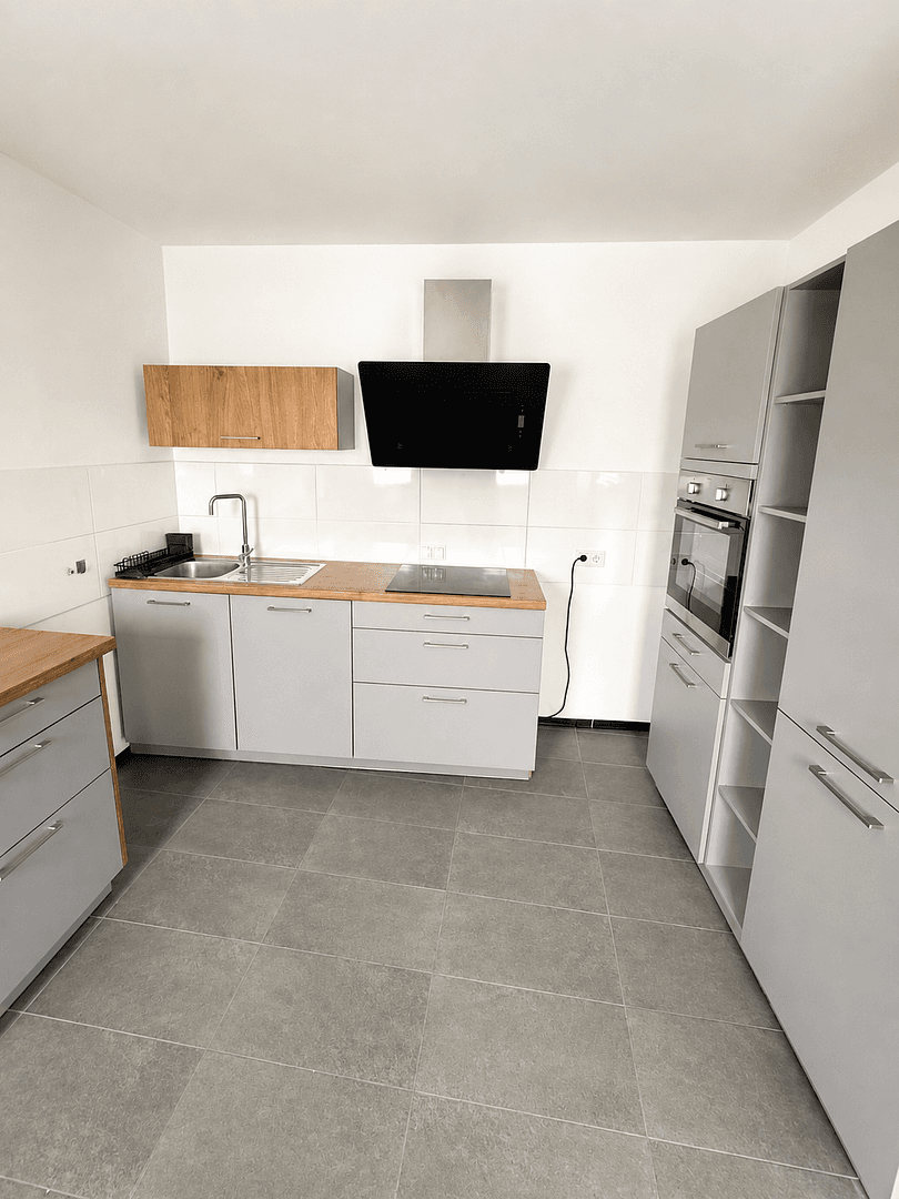 Pronájem bytu 2+1 69 m², Westliche Stadtmauerstraße 64, Erlangen, Bavorsko Pronájem bytu 2+1 69 m², Westliche Stadtmauerstraße 64, Erlangen, Bavorsko