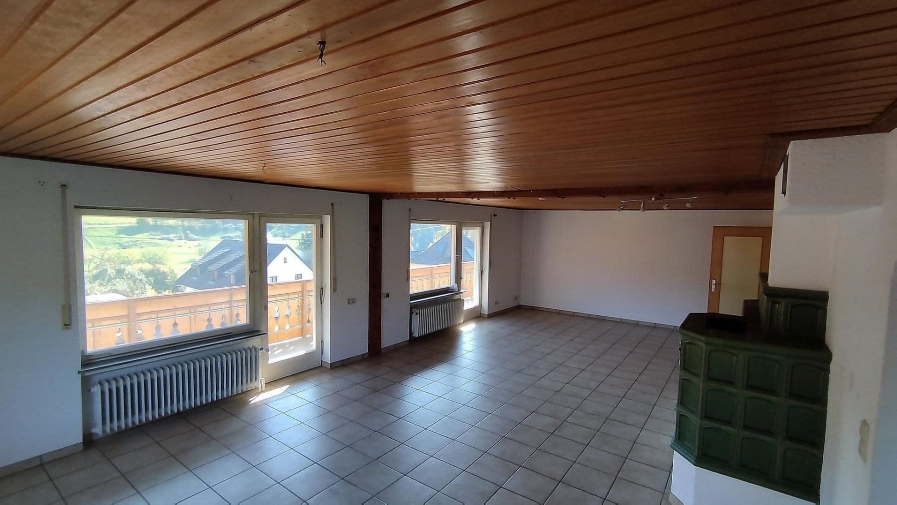 Prodej domu 338 m², pozemek 862 m², Johanniterstraße 25, Kandern, Bádensko-Württembersko Prodej domu 338 m², pozemek 862 m², Johanniterstraße 25, Kandern, Bádensko-Württembersko