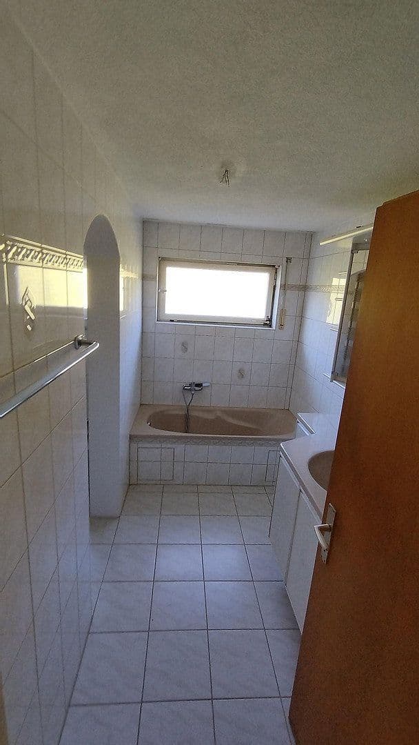 Prodej domu 338 m², pozemek 862 m², Johanniterstraße 25, Kandern, Bádensko-Württembersko Prodej domu 338 m², pozemek 862 m², Johanniterstraße 25, Kandern, Bádensko-Württembersko
