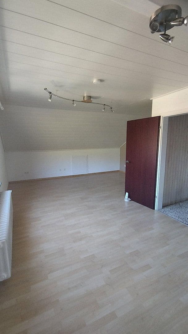 Prodej domu 338 m², pozemek 862 m², Johanniterstraße 25, Kandern, Bádensko-Württembersko Prodej domu 338 m², pozemek 862 m², Johanniterstraße 25, Kandern, Bádensko-Württembersko