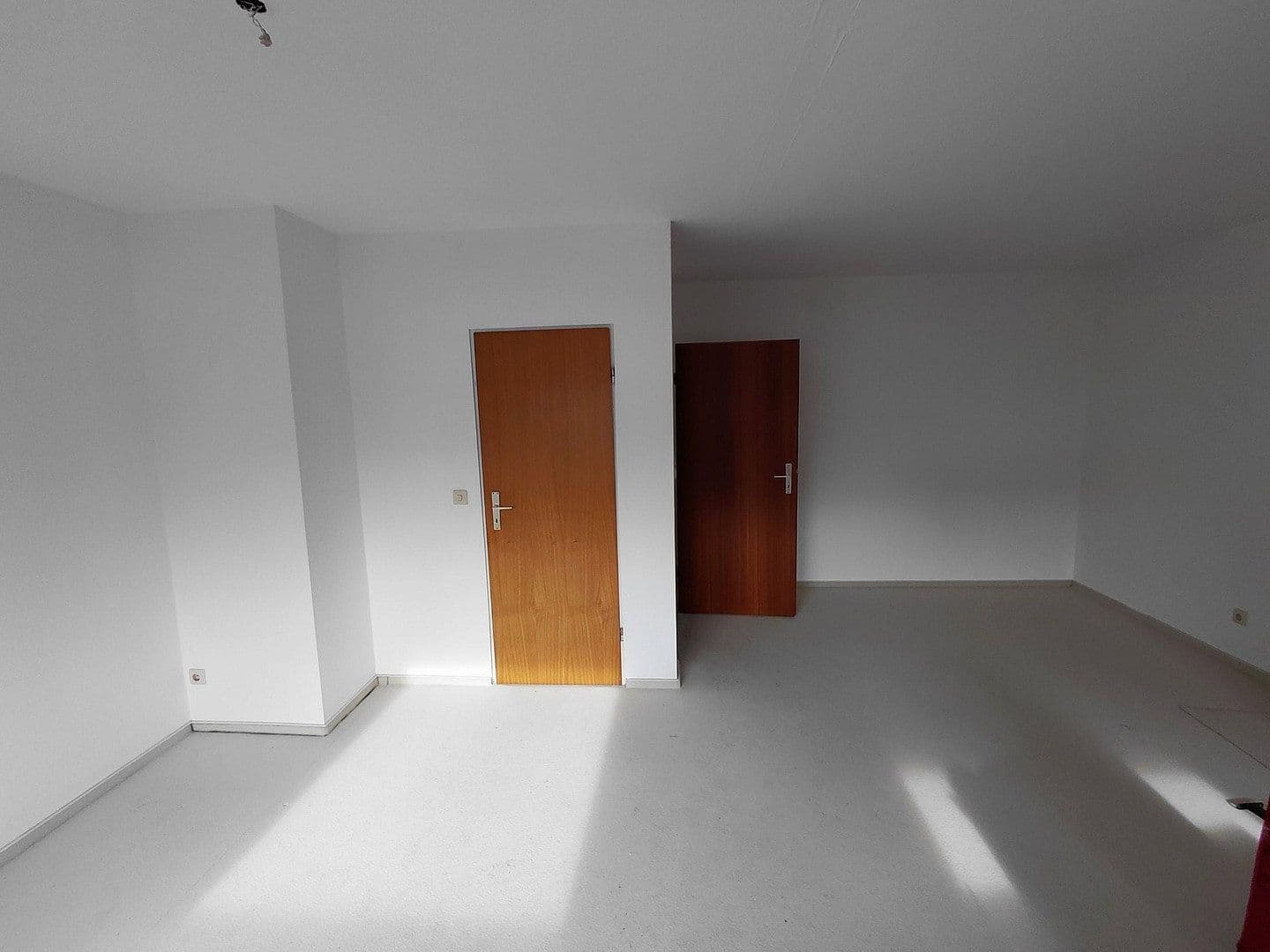 Prodej domu 128 m², pozemek 252 m², Heinrich-Heine-Str. 7, Oestrich-Winkel, Hessen Prodej domu 128 m², pozemek 252 m², Heinrich-Heine-Str. 7, Oestrich-Winkel, Hessen
