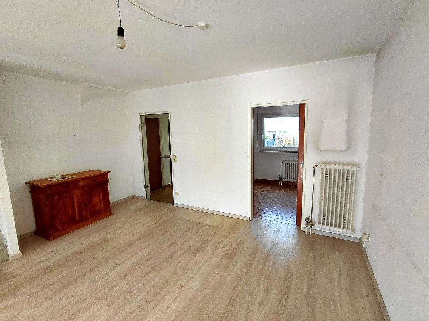 Prodej domu 128 m², pozemek 252 m², Heinrich-Heine-Str. 7, Oestrich-Winkel, Hessen Prodej domu 128 m², pozemek 252 m², Heinrich-Heine-Str. 7, Oestrich-Winkel, Hessen