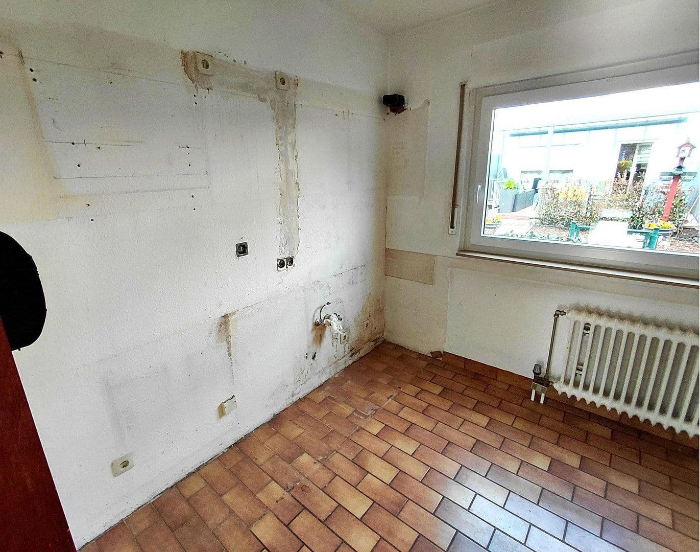 Prodej domu 128 m², pozemek 252 m², Heinrich-Heine-Str. 7, Oestrich-Winkel, Hessen Prodej domu 128 m², pozemek 252 m², Heinrich-Heine-Str. 7, Oestrich-Winkel, Hessen