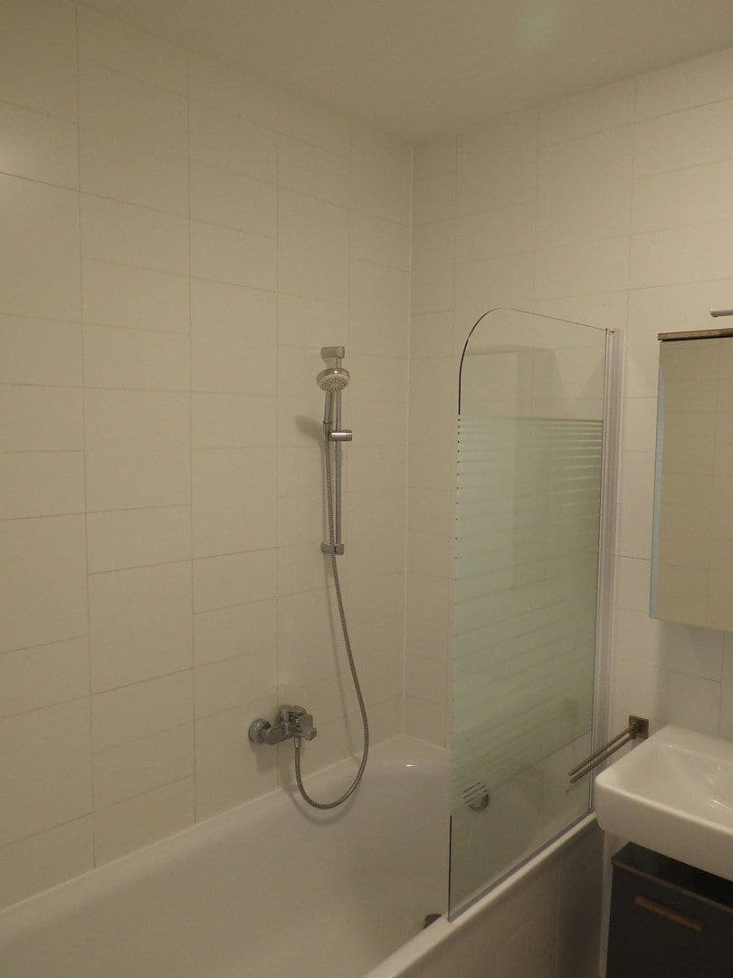 Prodej bytu 2+1 70 m², Ferdinand-Platzer-Gasse 8-10, Wien, Wien Prodej bytu 2+1 70 m², Ferdinand-Platzer-Gasse 8-10, Wien, Wien