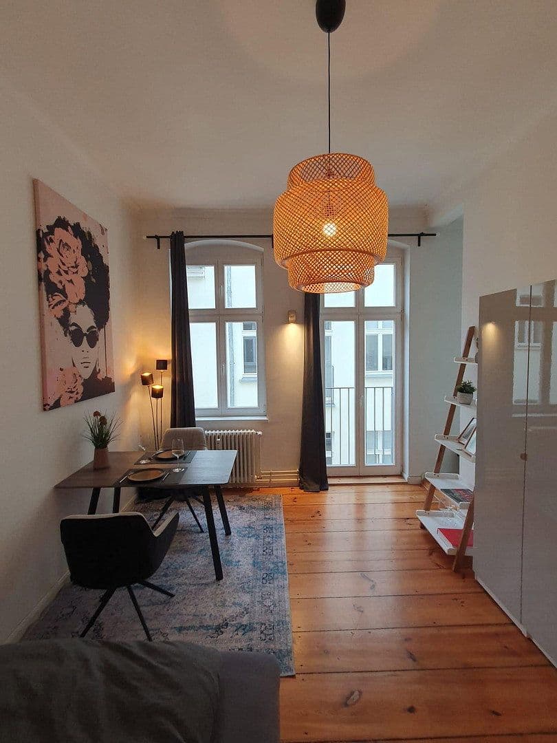 Pronájem bytu 1+1 29 m², Torstrasse 72, Berlin, Berlín Pronájem bytu 1+1 29 m², Torstrasse 72, Berlin, Berlín