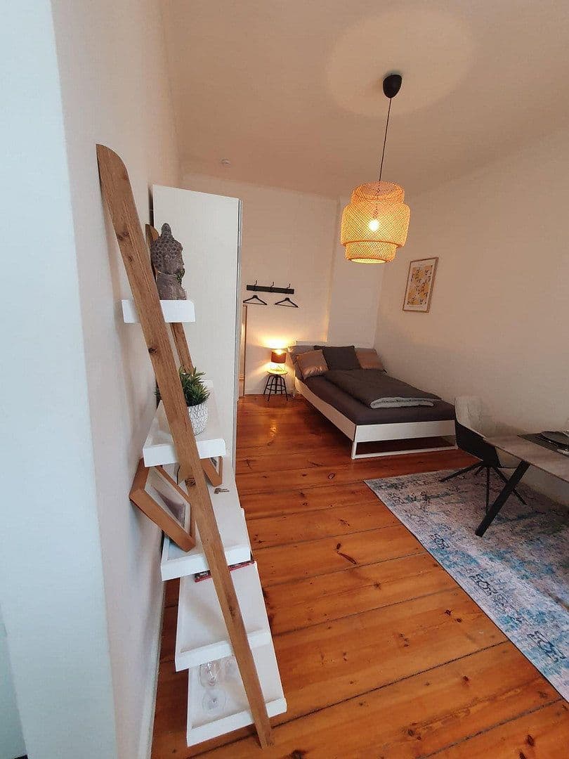 Pronájem bytu 1+1 29 m², Torstrasse 72, Berlin, Berlín Pronájem bytu 1+1 29 m², Torstrasse 72, Berlin, Berlín