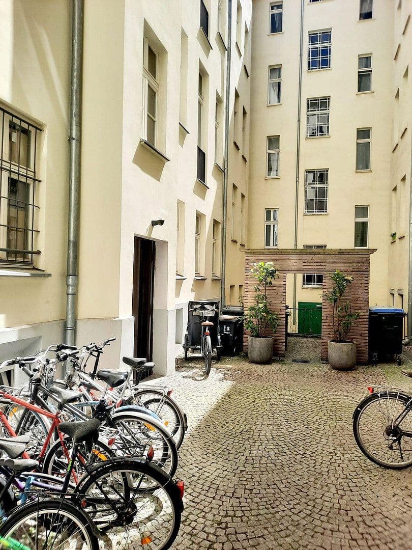Pronájem bytu 1+1 29 m², Torstrasse 72, Berlin, Berlín Pronájem bytu 1+1 29 m², Torstrasse 72, Berlin, Berlín