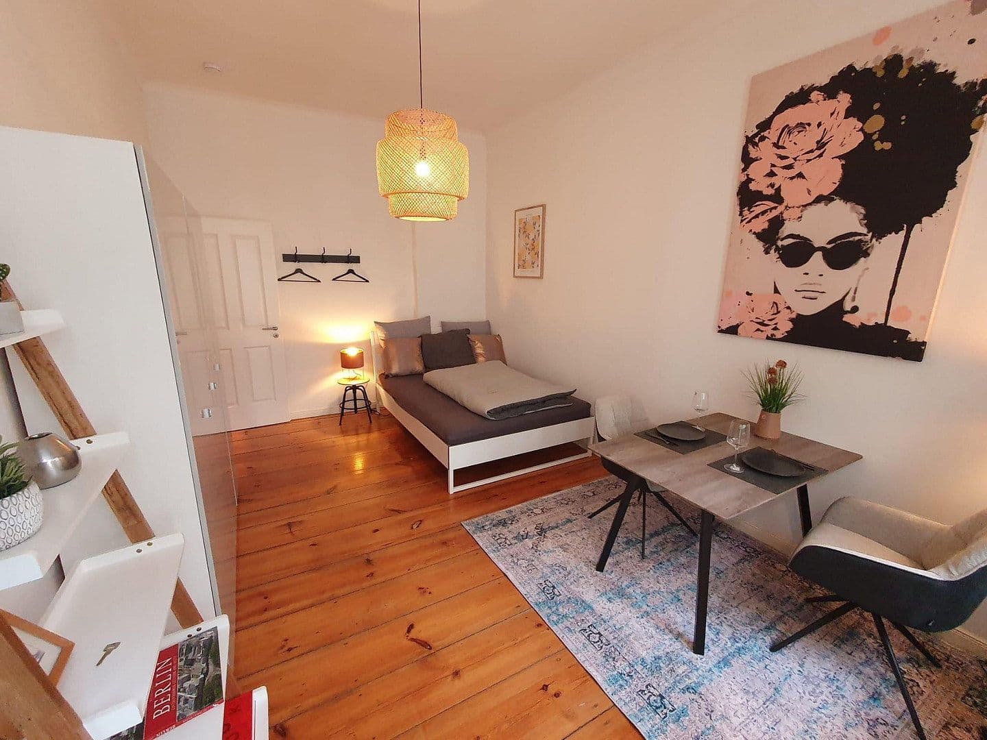 Pronájem bytu 1+1 29 m², Torstrasse 72, Berlin, Berlín Pronájem bytu 1+1 29 m², Torstrasse 72, Berlin, Berlín