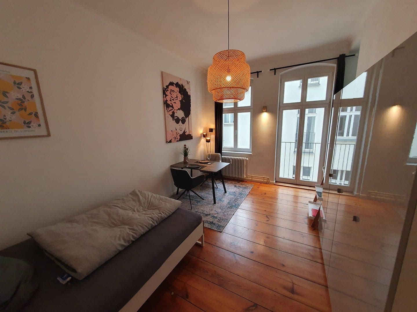 Pronájem bytu 1+1 29 m², Torstrasse 72, Berlin, Berlín Pronájem bytu 1+1 29 m², Torstrasse 72, Berlin, Berlín