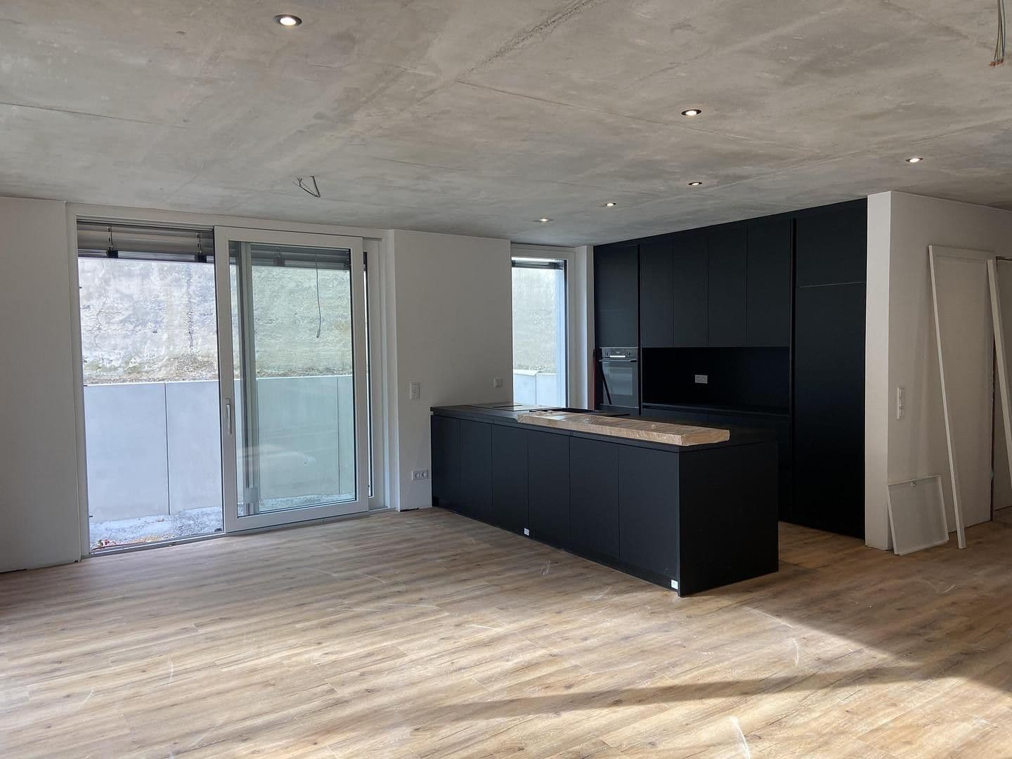 Pronájem bytu 3+1 90 m², Niederstotzingen, Bádensko-Württembersko Pronájem bytu 3+1 90 m², Niederstotzingen, Bádensko-Württembersko