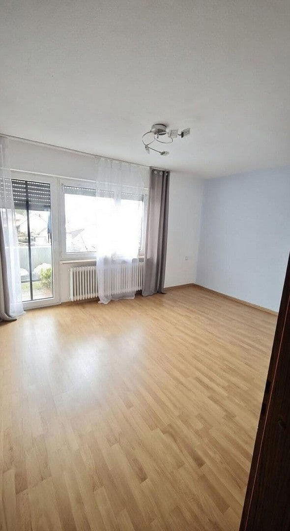 Prodej bytu 3+1 95 m², Schweinfurt, Bavorsko Prodej bytu 3+1 95 m², Schweinfurt, Bavorsko