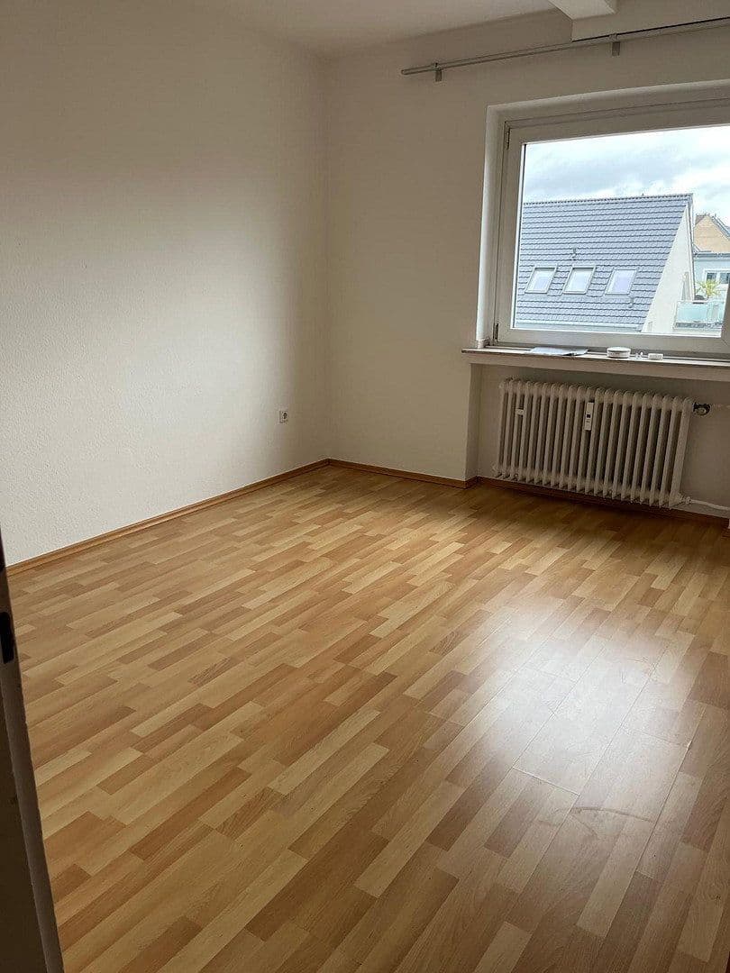 Pronájem bytu 3+1 77 m², Alfred-Schütte-Allee 162, Köln, Severní Porýní-Vestfálsko Pronájem bytu 3+1 77 m², Alfred-Schütte-Allee 162, Köln, Severní Porýní-Vestfálsko