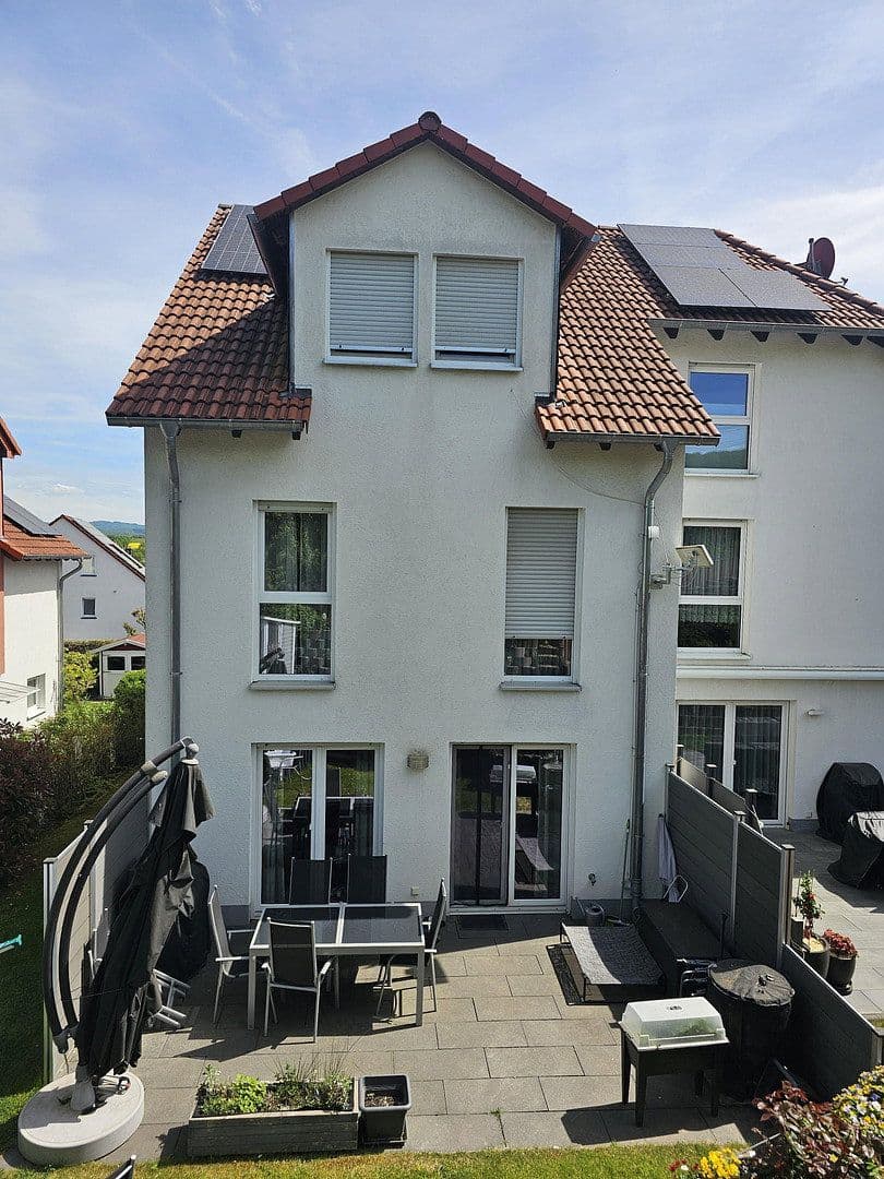 Prodej domu 145 m², pozemek 320 m², Idstein, Hessen Prodej domu 145 m², pozemek 320 m², Idstein, Hessen