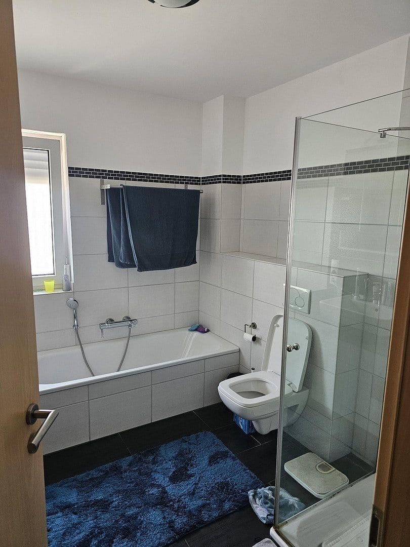 Prodej domu 145 m², pozemek 320 m², Idstein, Hessen Prodej domu 145 m², pozemek 320 m², Idstein, Hessen