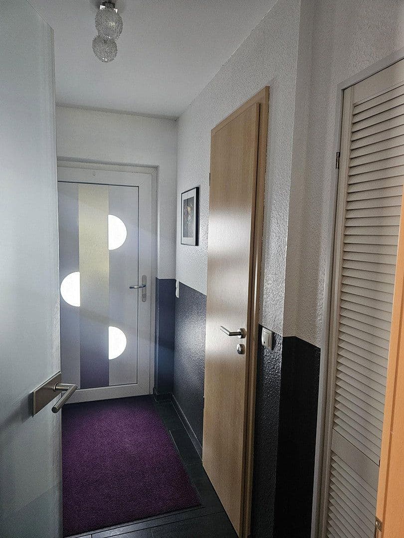 Prodej domu 145 m², pozemek 320 m², Idstein, Hessen Prodej domu 145 m², pozemek 320 m², Idstein, Hessen