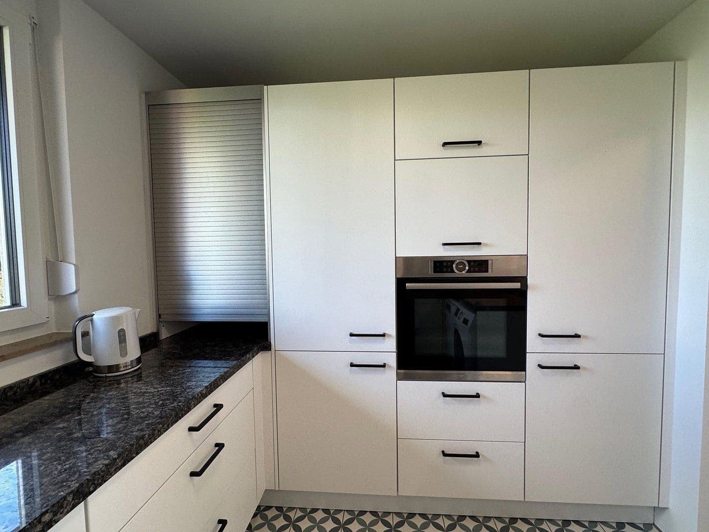 Prodej bytu 4+1 91 m², Konrad-Adenauer-Straße 2/1, Weinheim, Bádensko-Württembersko Prodej bytu 4+1 91 m², Konrad-Adenauer-Straße 2/1, Weinheim, Bádensko-Württembersko