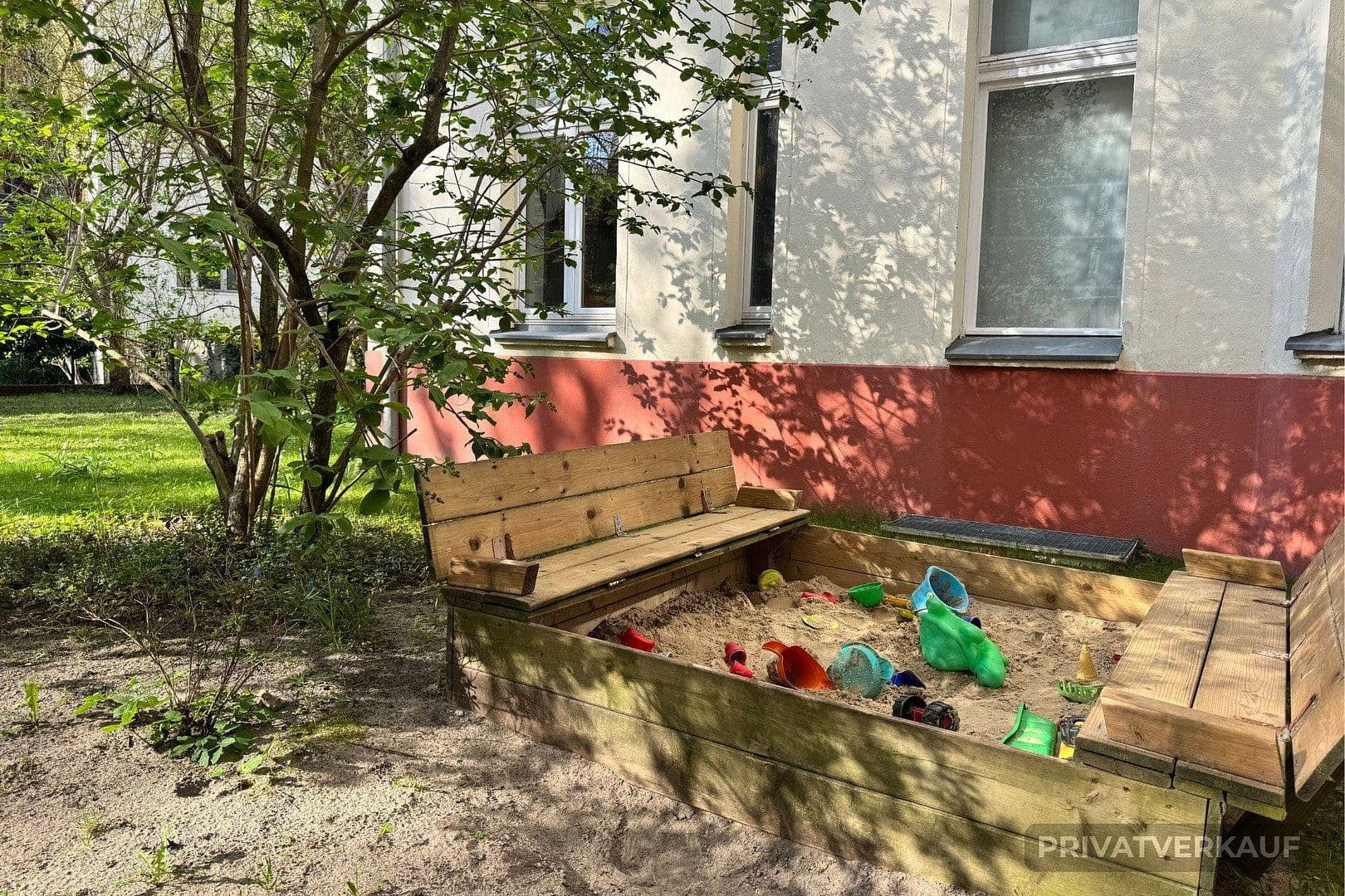 Prodej bytu 4+1 127 m², Berlin, Berlín Prodej bytu 4+1 127 m², Berlin, Berlín