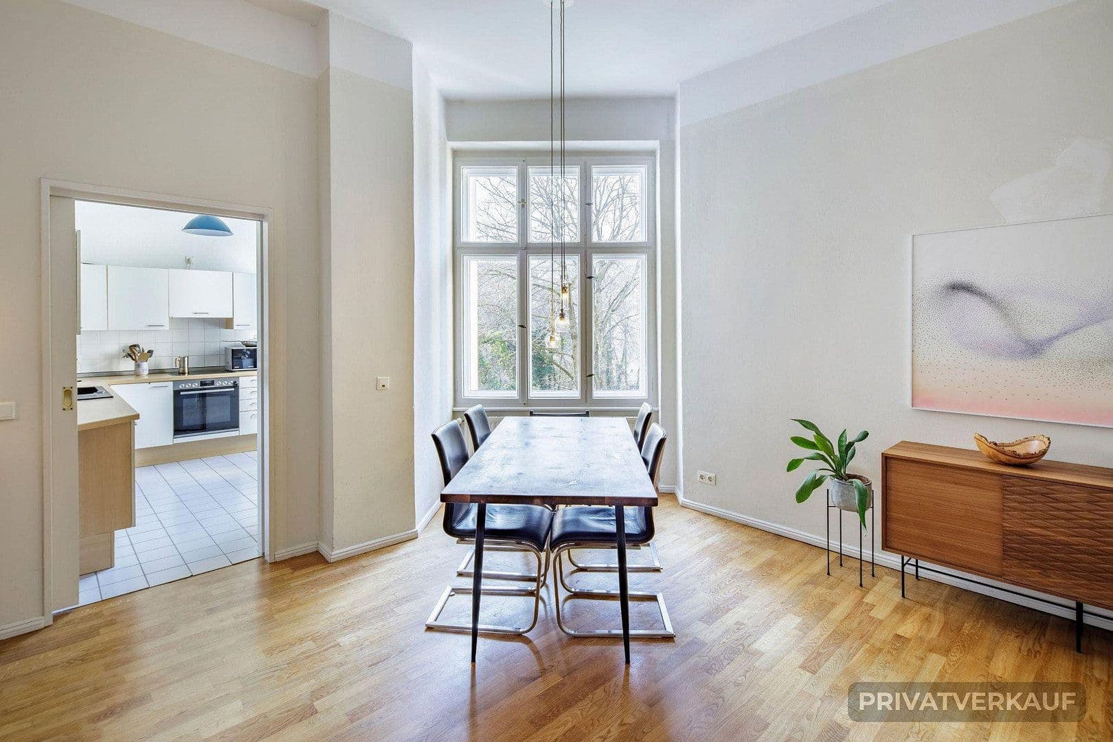 Prodej bytu 4+1 127 m², Berlin, Berlín Prodej bytu 4+1 127 m², Berlin, Berlín