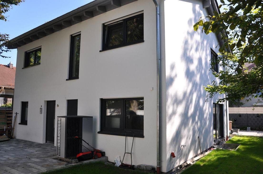 Prodej domu 171 m², pozemek 417 m², Neuried, Bavorsko Prodej domu 171 m², pozemek 417 m², Neuried, Bavorsko