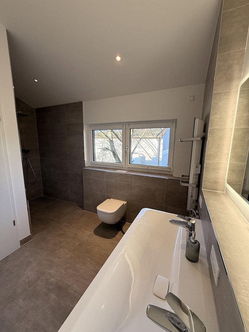 Prodej domu 171 m², pozemek 417 m², Neuried, Bavorsko Prodej domu 171 m², pozemek 417 m², Neuried, Bavorsko