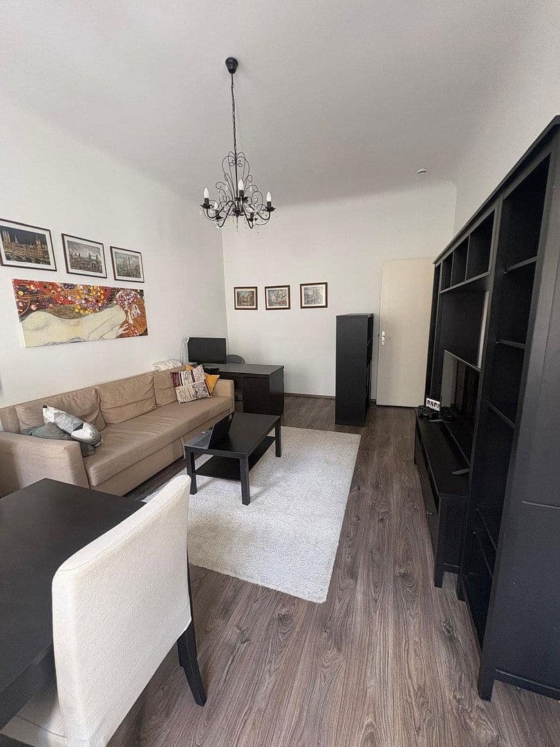 Prodej bytu 2+1 54 m², Berlin, Berlín Prodej bytu 2+1 54 m², Berlin, Berlín