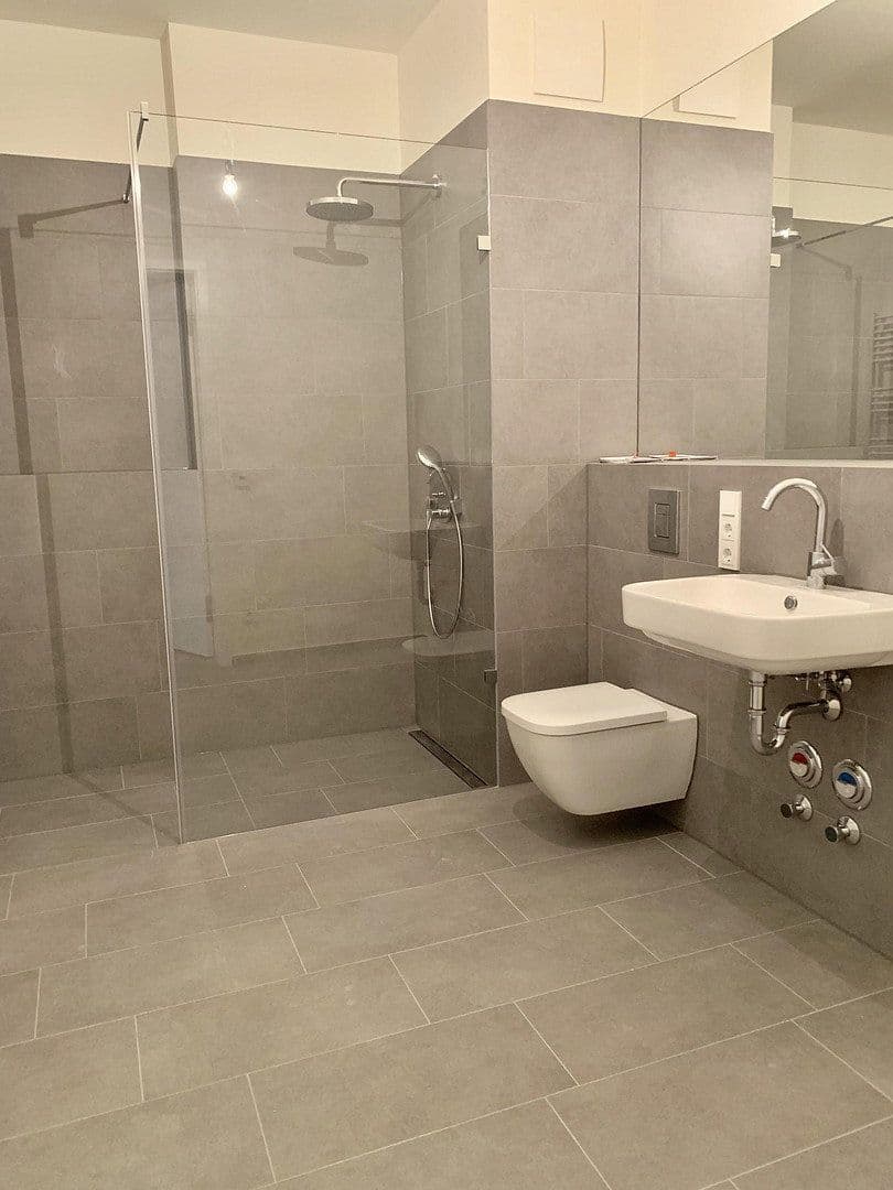 Pronájem bytu 1+1 40 m², Genthiner Str. 46, Berlin, Berlín Pronájem bytu 1+1 40 m², Genthiner Str. 46, Berlin, Berlín