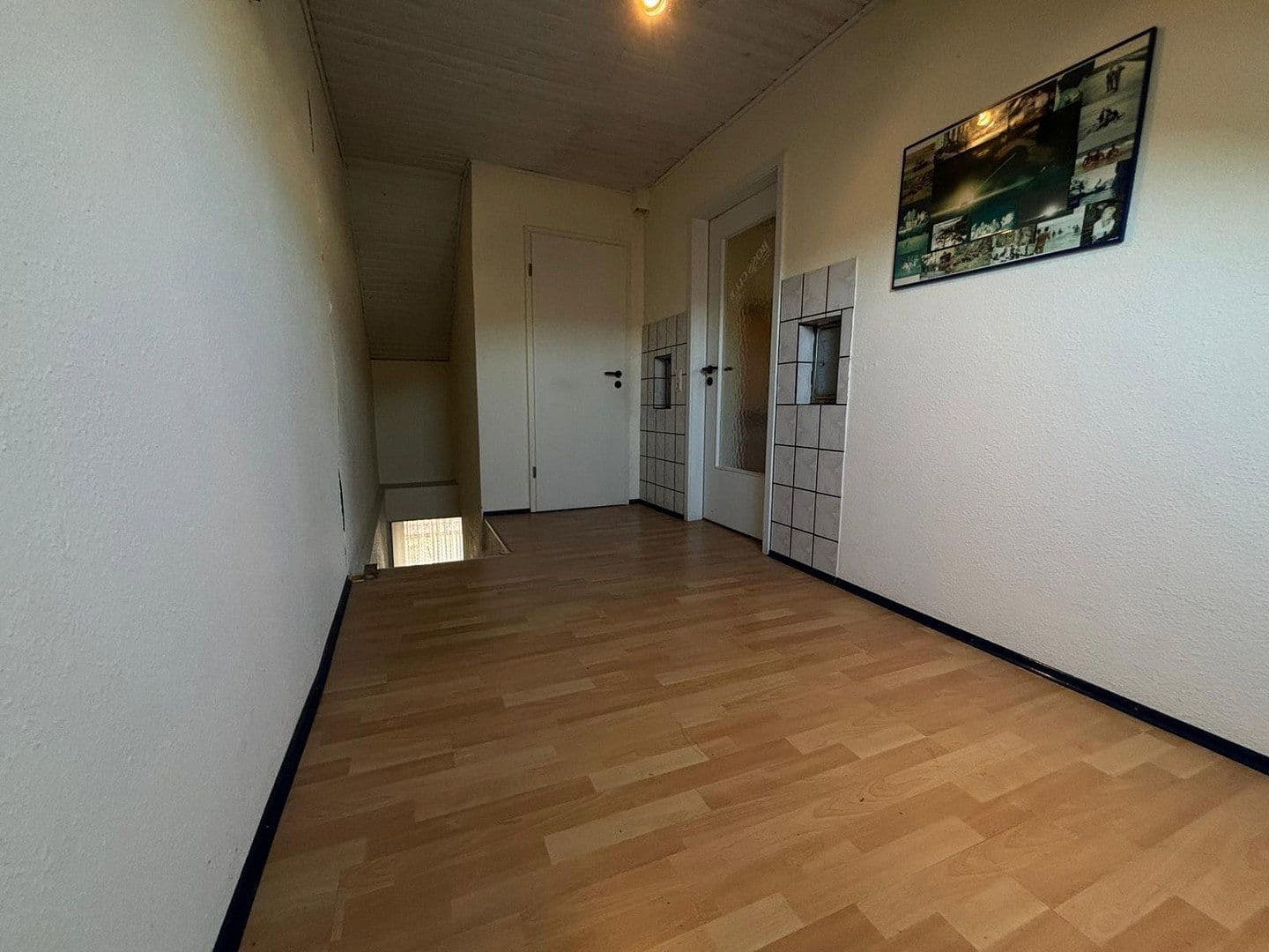 Prodej domu 96 m², pozemek 1.092 m², Bretzfeld, Bádensko-Württembersko Prodej domu 96 m², pozemek 1.092 m², Bretzfeld, Bádensko-Württembersko