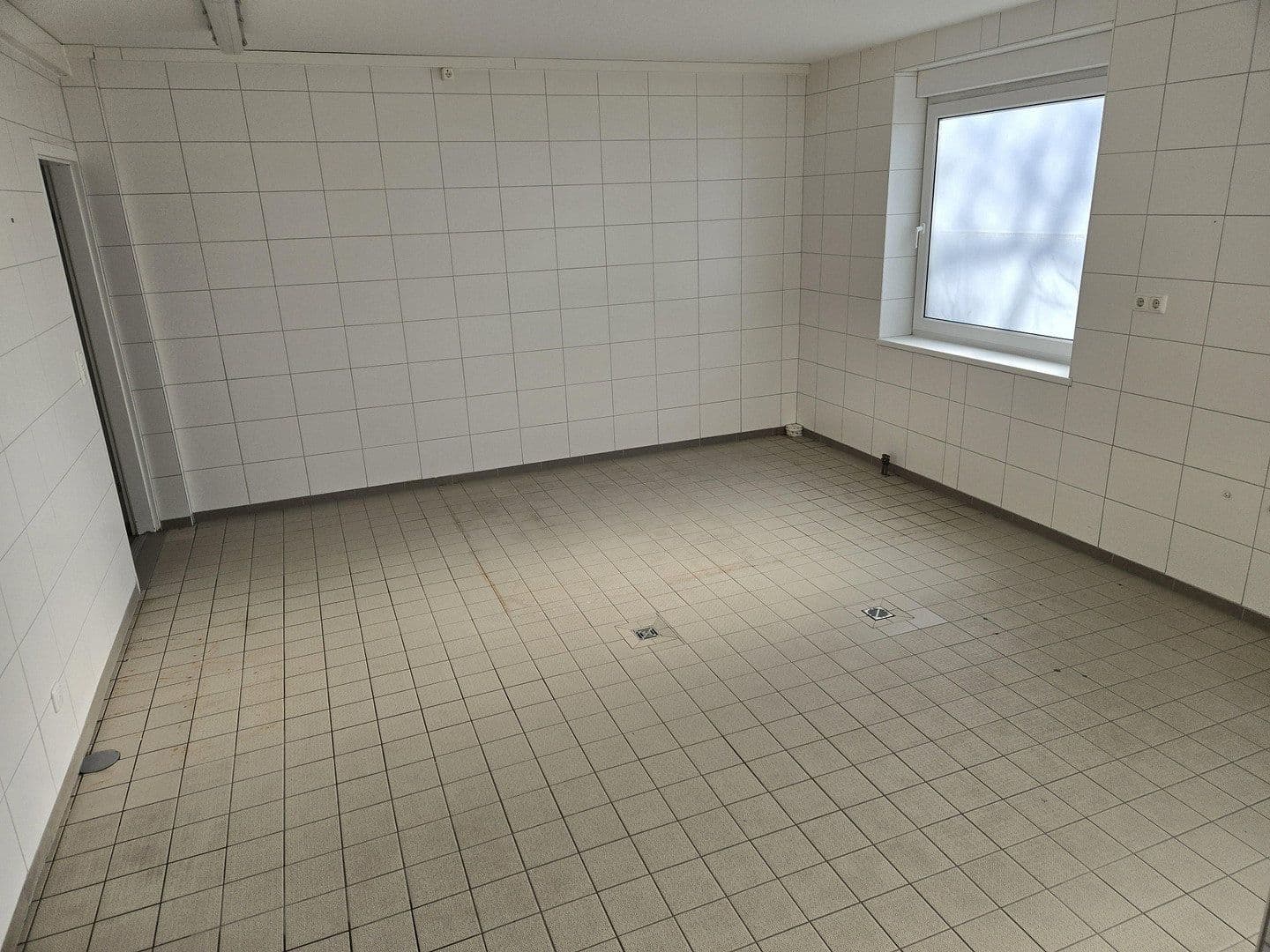 Pronájem nebytového prostoru 185 m², Windbergweg 1, Berlin, Berlín Pronájem nebytového prostoru 185 m², Windbergweg 1, Berlin, Berlín