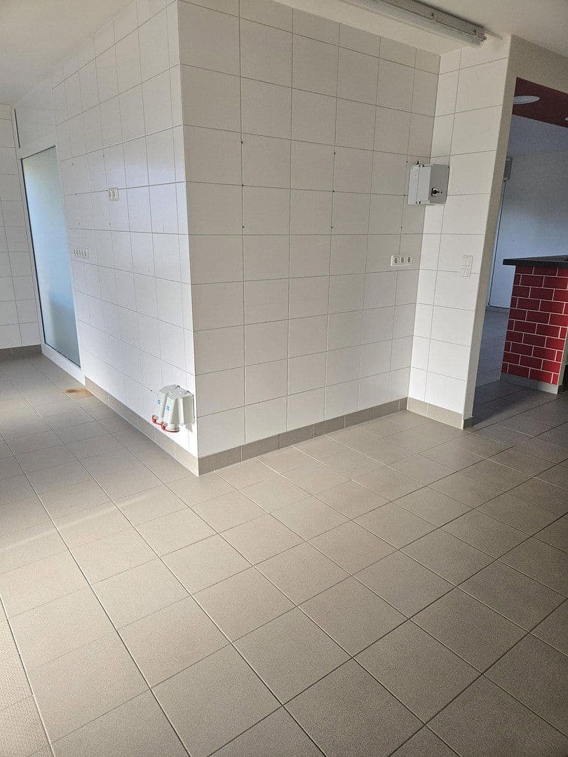 Pronájem nebytového prostoru 185 m², Windbergweg 1, Berlin, Berlín Pronájem nebytového prostoru 185 m², Windbergweg 1, Berlin, Berlín