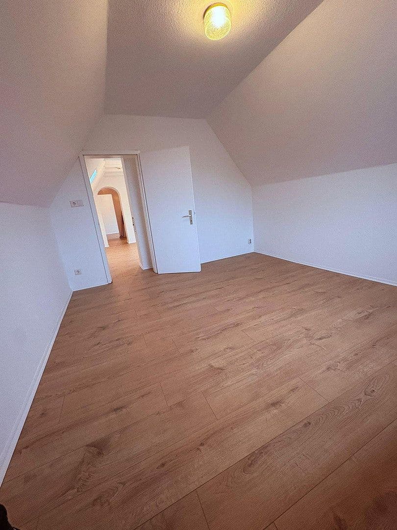 Pronájem bytu 2+kk 50 m², In der Wüste 39, Leverkusen, Severní Porýní-Vestfálsko Pronájem bytu 2+kk 50 m², In der Wüste 39, Leverkusen, Severní Porýní-Vestfálsko