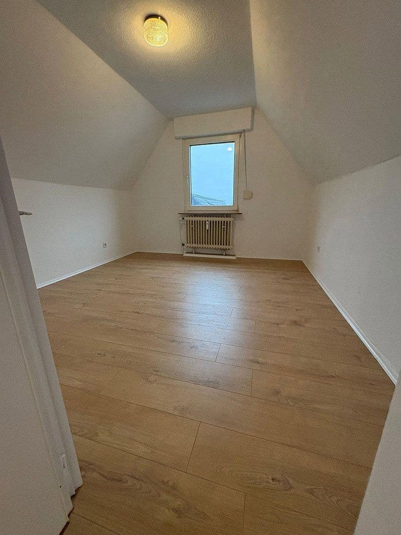 Pronájem bytu 2+kk 50 m², In der Wüste 39, Leverkusen, Severní Porýní-Vestfálsko Pronájem bytu 2+kk 50 m², In der Wüste 39, Leverkusen, Severní Porýní-Vestfálsko