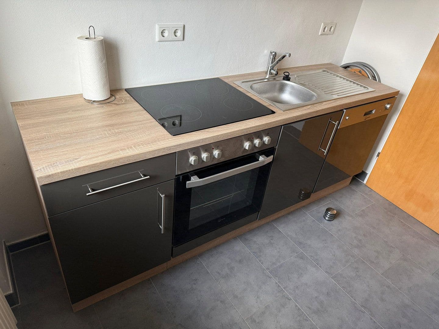 Pronájem bytu 2+1 55 m², Paderborn, Severní Porýní-Vestfálsko Pronájem bytu 2+1 55 m², Paderborn, Severní Porýní-Vestfálsko