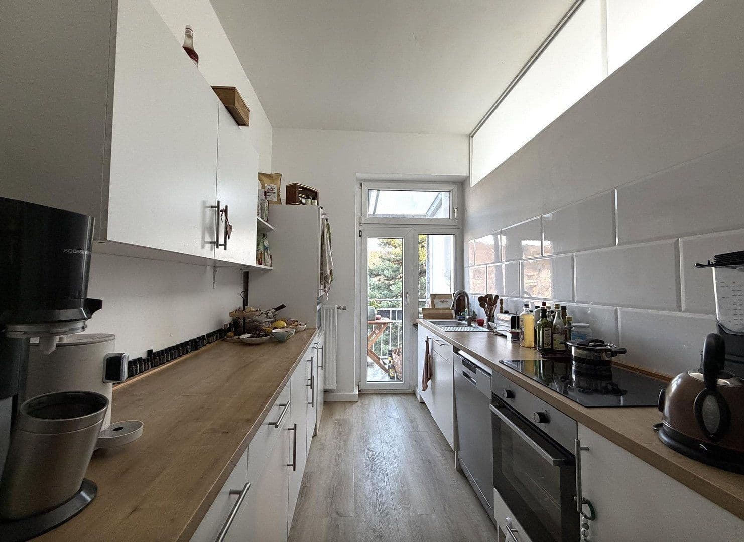 Pronájem bytu 3+kk 96 m², Düsseldorf, Severní Porýní-Vestfálsko Pronájem bytu 3+kk 96 m², Düsseldorf, Severní Porýní-Vestfálsko