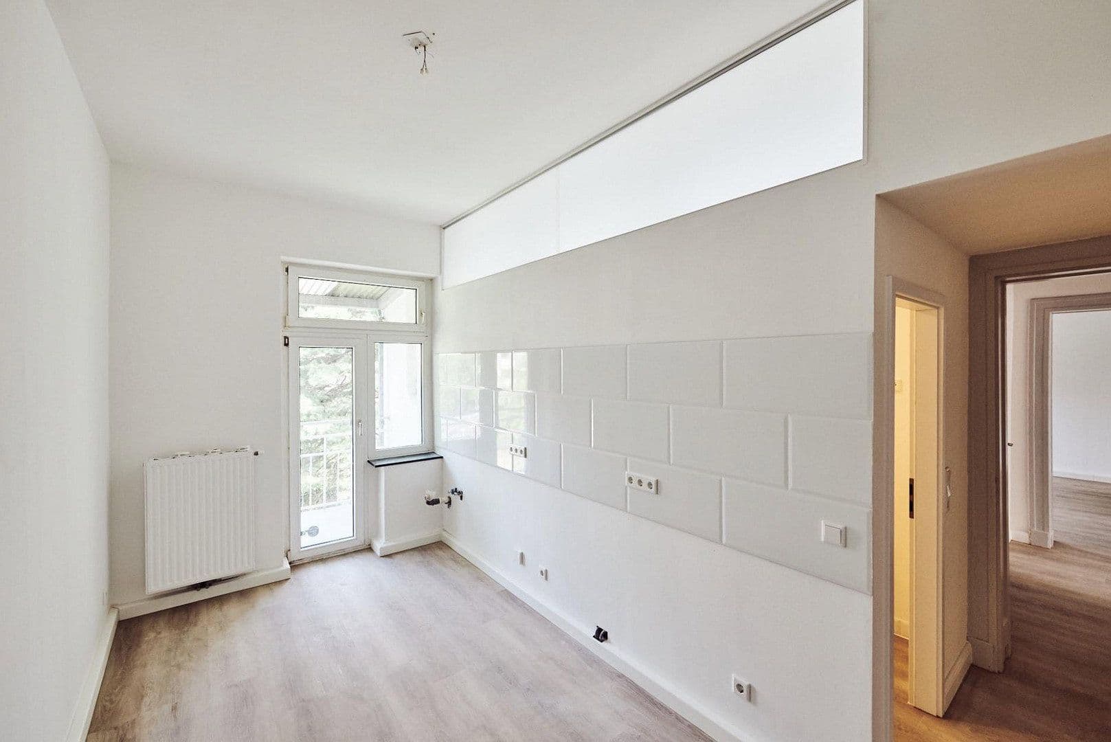Pronájem bytu 3+kk 96 m², Düsseldorf, Severní Porýní-Vestfálsko Pronájem bytu 3+kk 96 m², Düsseldorf, Severní Porýní-Vestfálsko