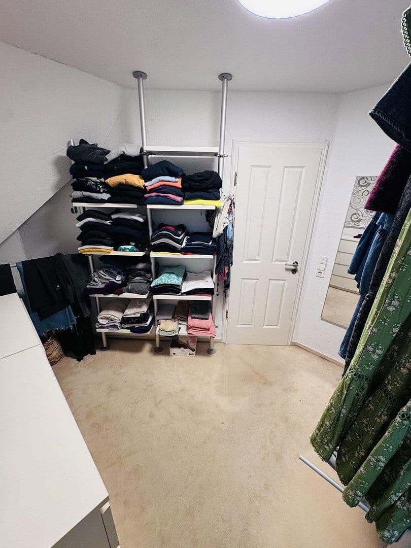 Prodej domu 180 m², pozemek 550 m², Seelze, Dolní Sasko Prodej domu 180 m², pozemek 550 m², Seelze, Dolní Sasko