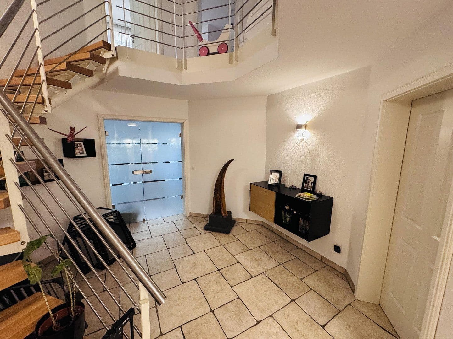 Prodej domu 180 m², pozemek 550 m², Seelze, Dolní Sasko Prodej domu 180 m², pozemek 550 m², Seelze, Dolní Sasko
