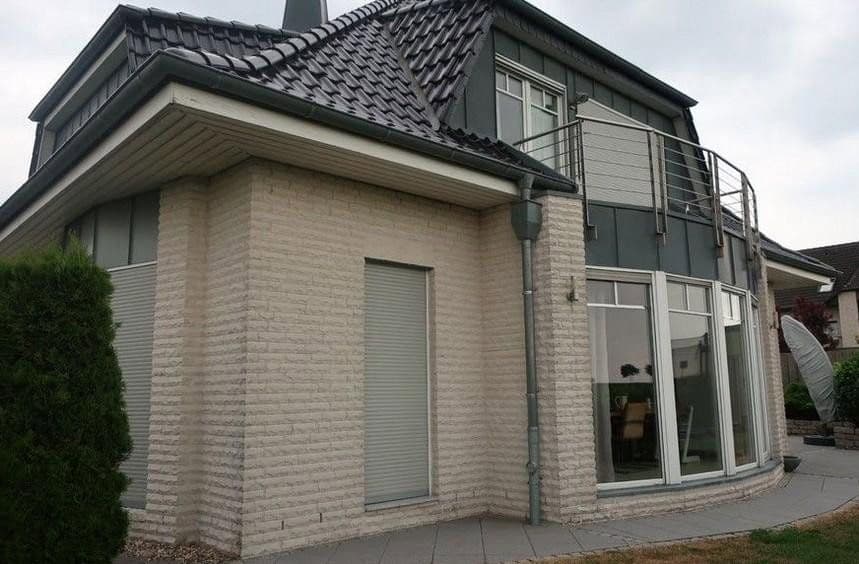 Prodej domu 180 m², pozemek 550 m², Seelze, Dolní Sasko Prodej domu 180 m², pozemek 550 m², Seelze, Dolní Sasko