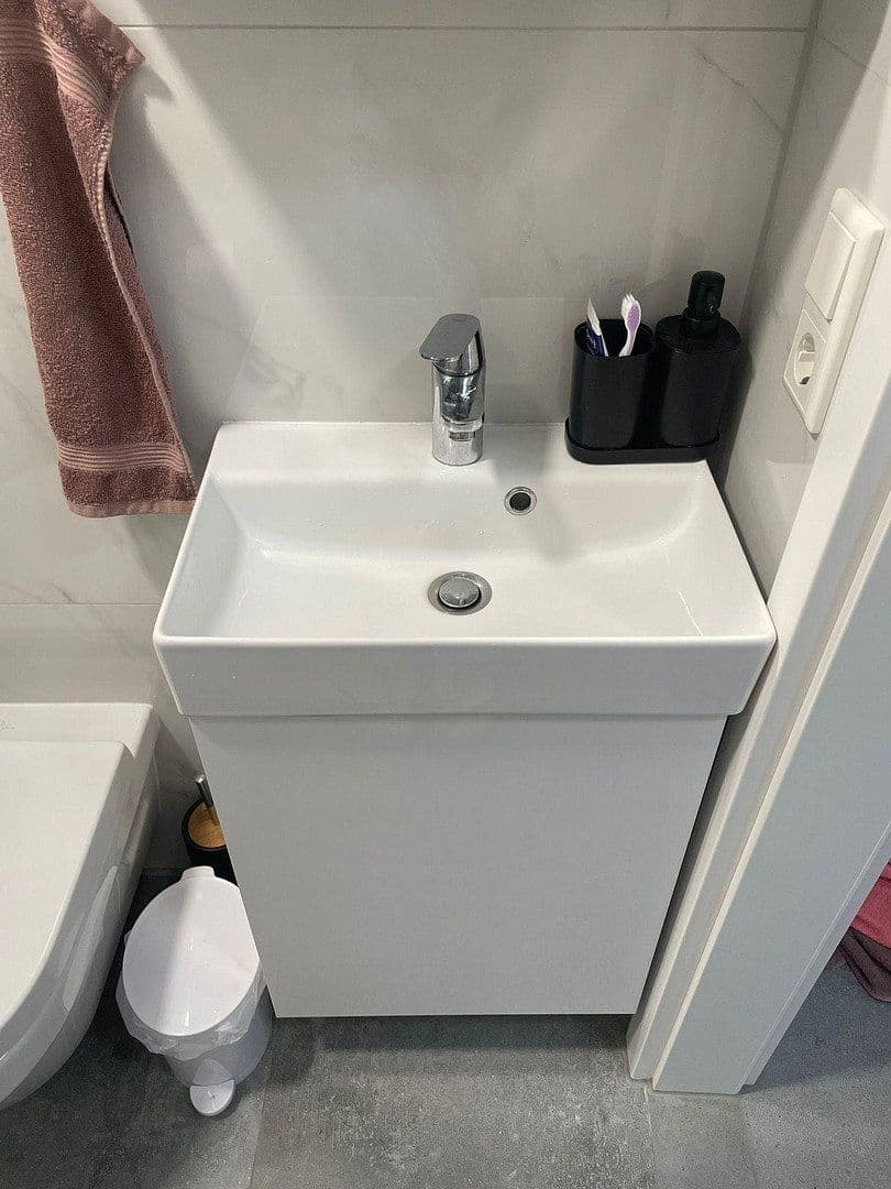 Pronájem bytu 1+1 24 m², Schiffenberger Weg 72, Gießen, Hessen Pronájem bytu 1+1 24 m², Schiffenberger Weg 72, Gießen, Hessen