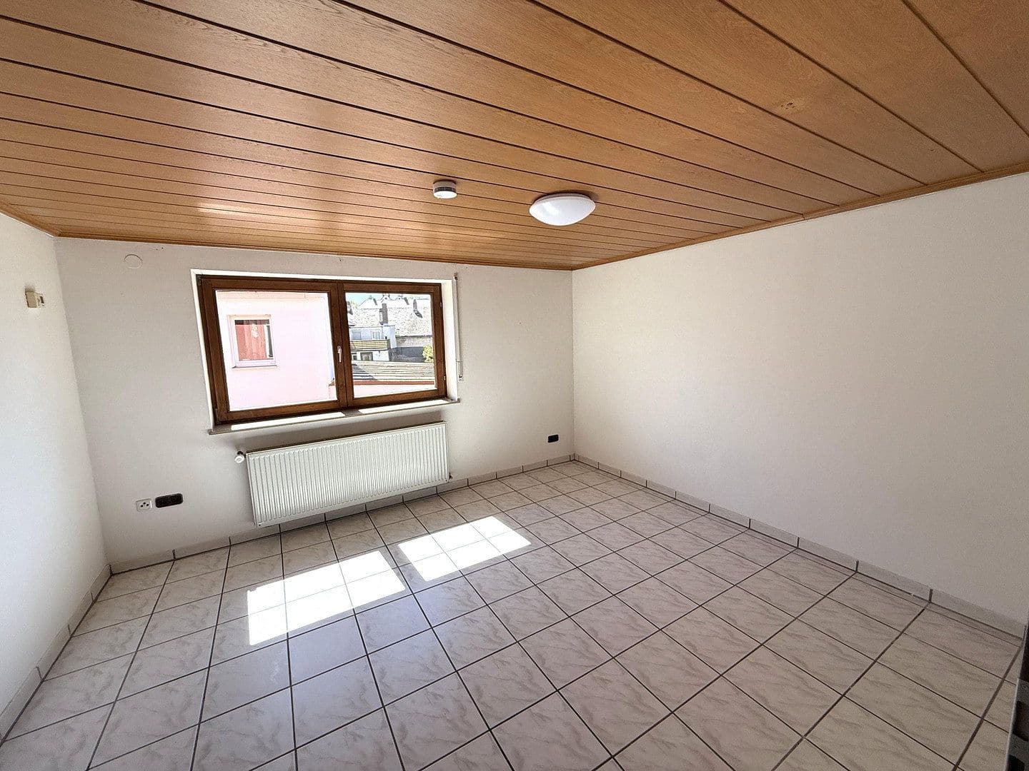 Prodej domu 320 m², pozemek 551 m², Ansbach, Bavorsko Prodej domu 320 m², pozemek 551 m², Ansbach, Bavorsko