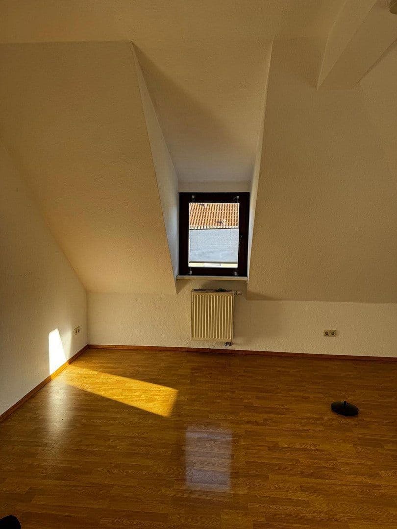 Pronájem bytu 3+1 59 m², Salizéstr. 5, Wiesbaden, Hessen Pronájem bytu 3+1 59 m², Salizéstr. 5, Wiesbaden, Hessen