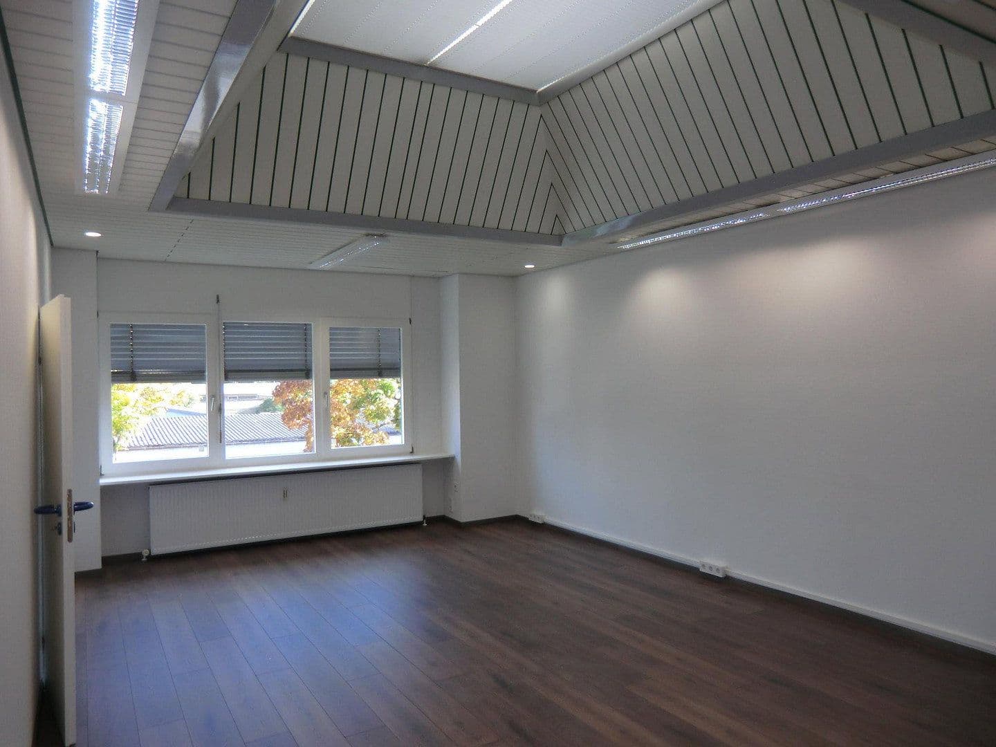 Pronájem kanceláře 112 m², Maybachstr. 3, Karlsruhe, Bádensko-Württembersko Pronájem kanceláře 112 m², Maybachstr. 3, Karlsruhe, Bádensko-Württembersko